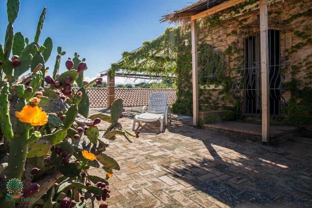 Borgo Piazza Bed and Breakfast Καταντζάρο Εξωτερικό φωτογραφία