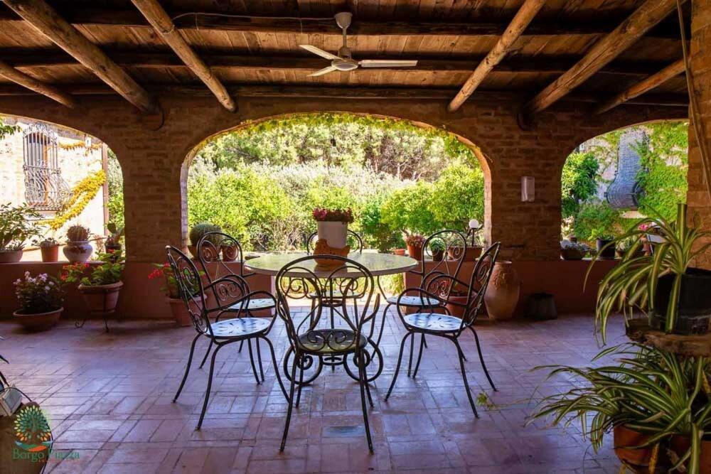 Borgo Piazza Bed and Breakfast Καταντζάρο Εξωτερικό φωτογραφία